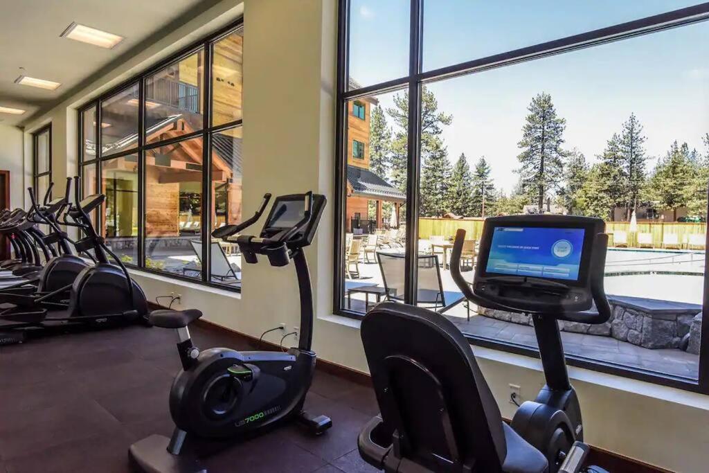 Ski In/Out - Zalanta - Great Location- 2 Hot Tubs - Heated Pool South Lake Tahoe Exterior foto